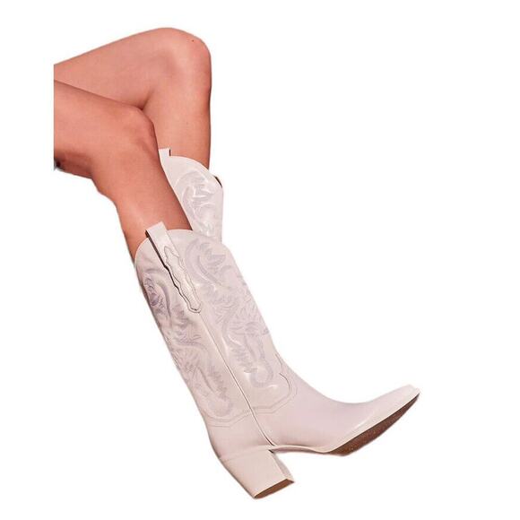 Jeffrey Campbell DAGGET White Leather Mid-Calf Pointed Toe Boots Size 8.5 - Picture 1 of 6